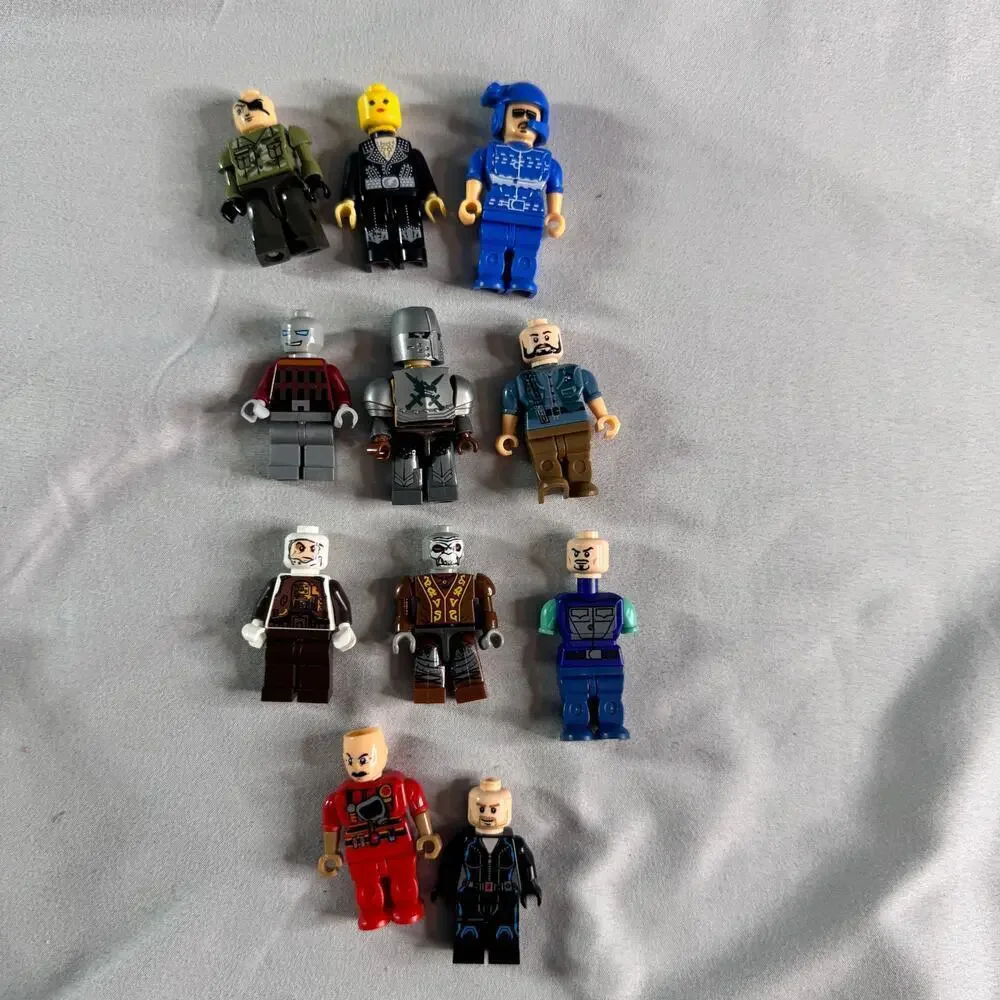 Lot of 11 Minifigure Figures Compatible w/LEGO Mixed Characters Knights Military